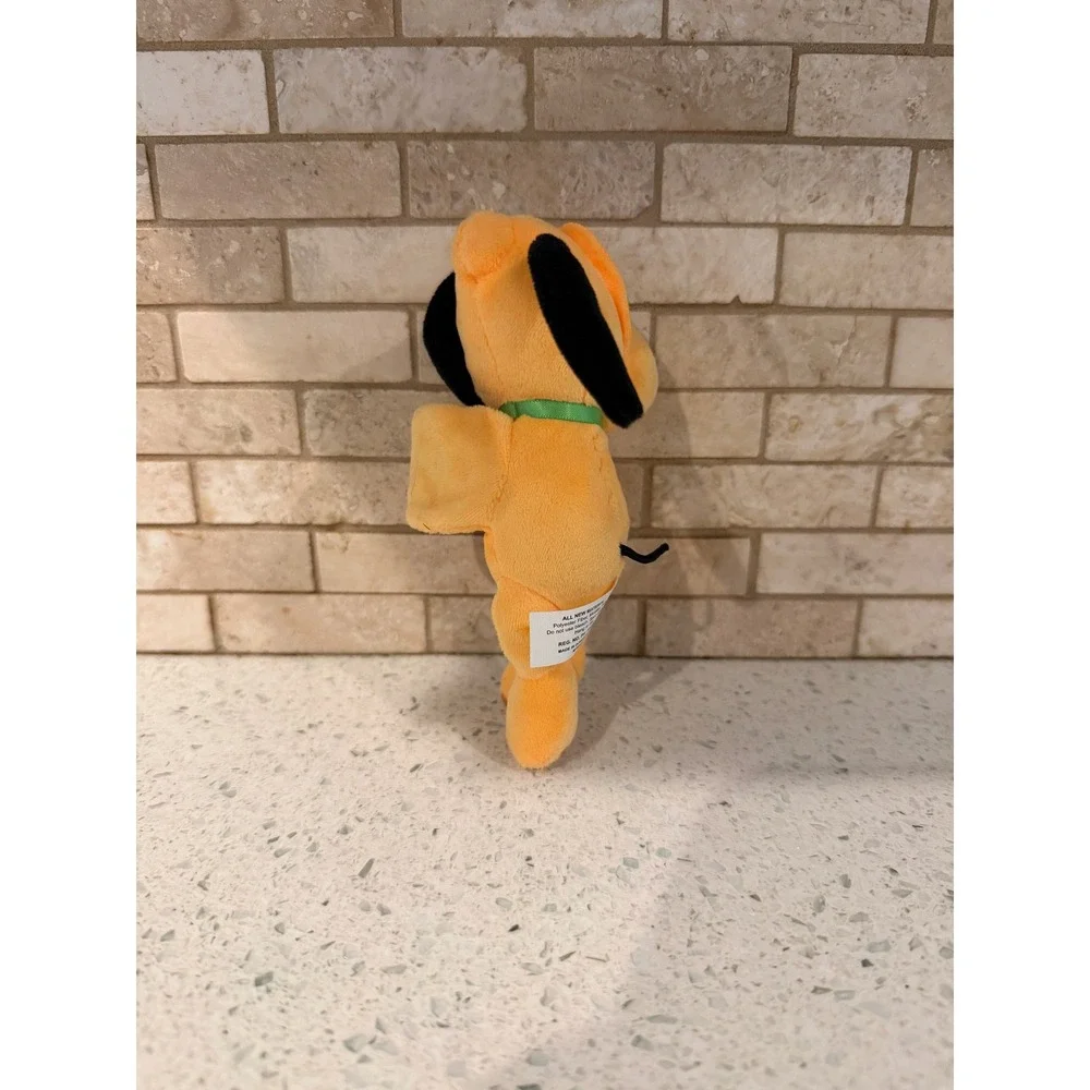 Disney Pluto Cutie Cuff Plush Slap Bracelet Wristband Mickey Mouse Toy